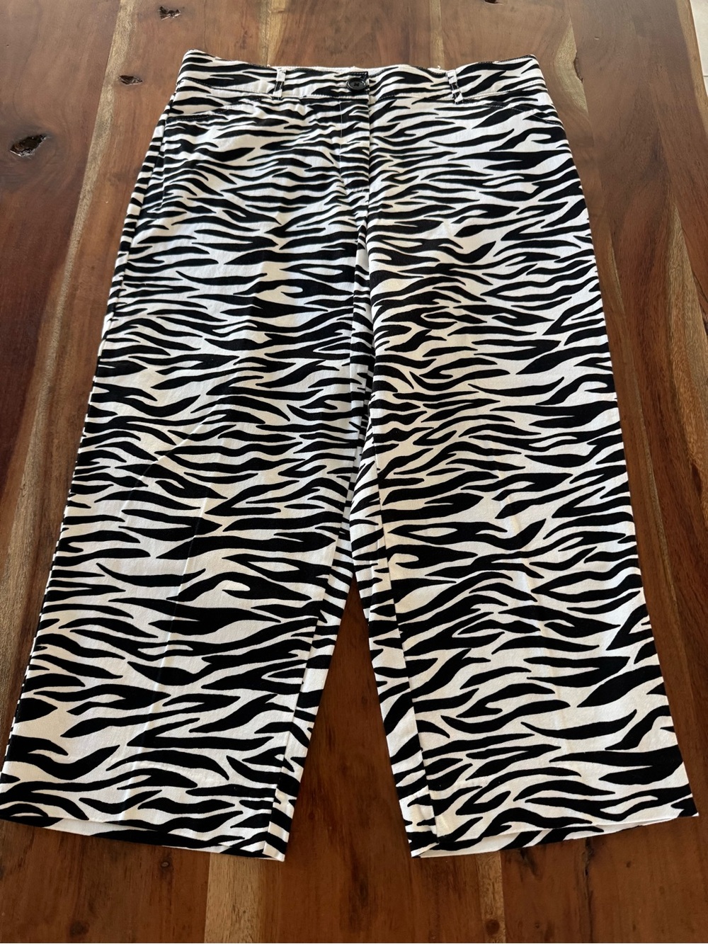 Counterparts Zebra Print Capri Pants Summer Stretch Size 10